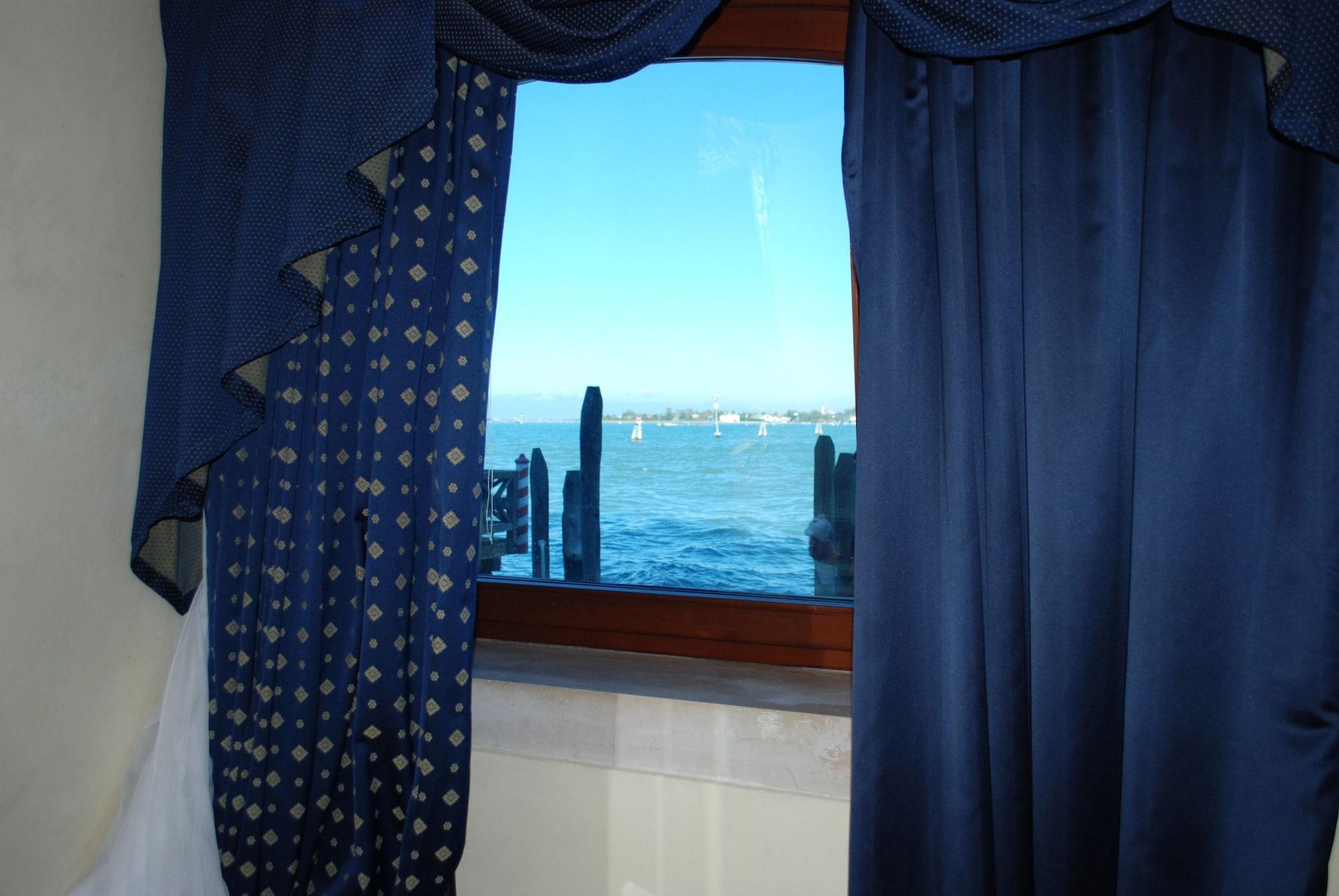 Vecellio Hotel Venice Exterior photo